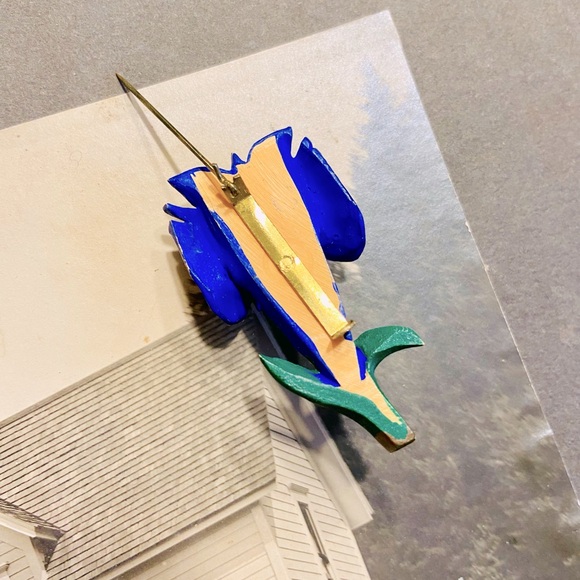 Vintage Early Plastic Cobalt Blue Enzian Gentian Flower Brooch - Picture 4 of 5